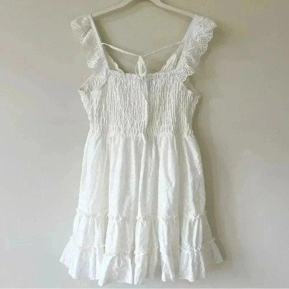 White Birch Black Label Flutter Sleeve Smocked Dress Size XL White EUC - Picture 12 of 15